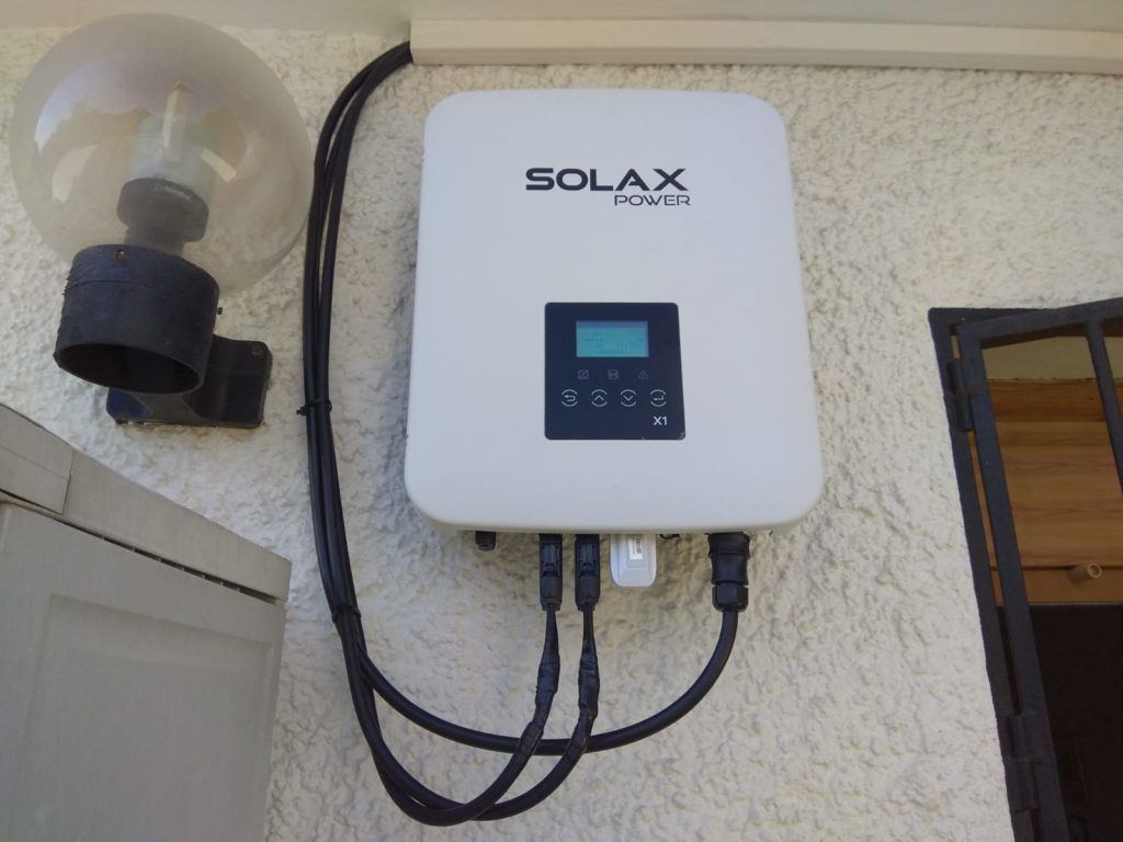 Inversor solar fotovoltaico marca Solax