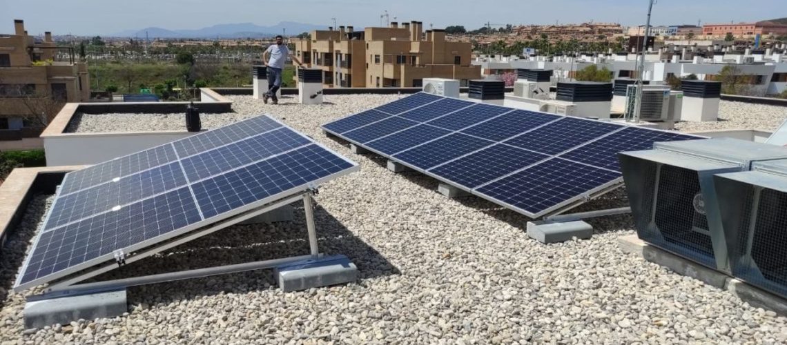 Módulos solares instalación autoconsumo Guadalupe, Murcia
