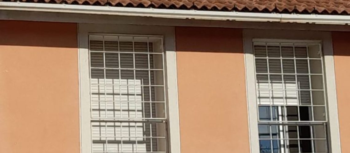 Placas solares en instalación de autoconsumo en vivienda de Aljucer, Murcia